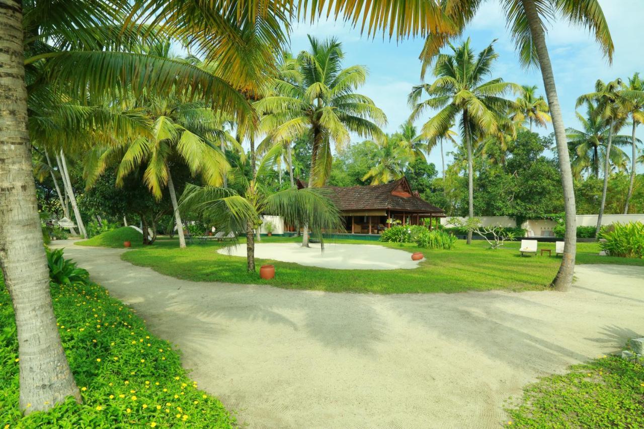 Vismaya Lake Heritage Turavūr Kültér fotó